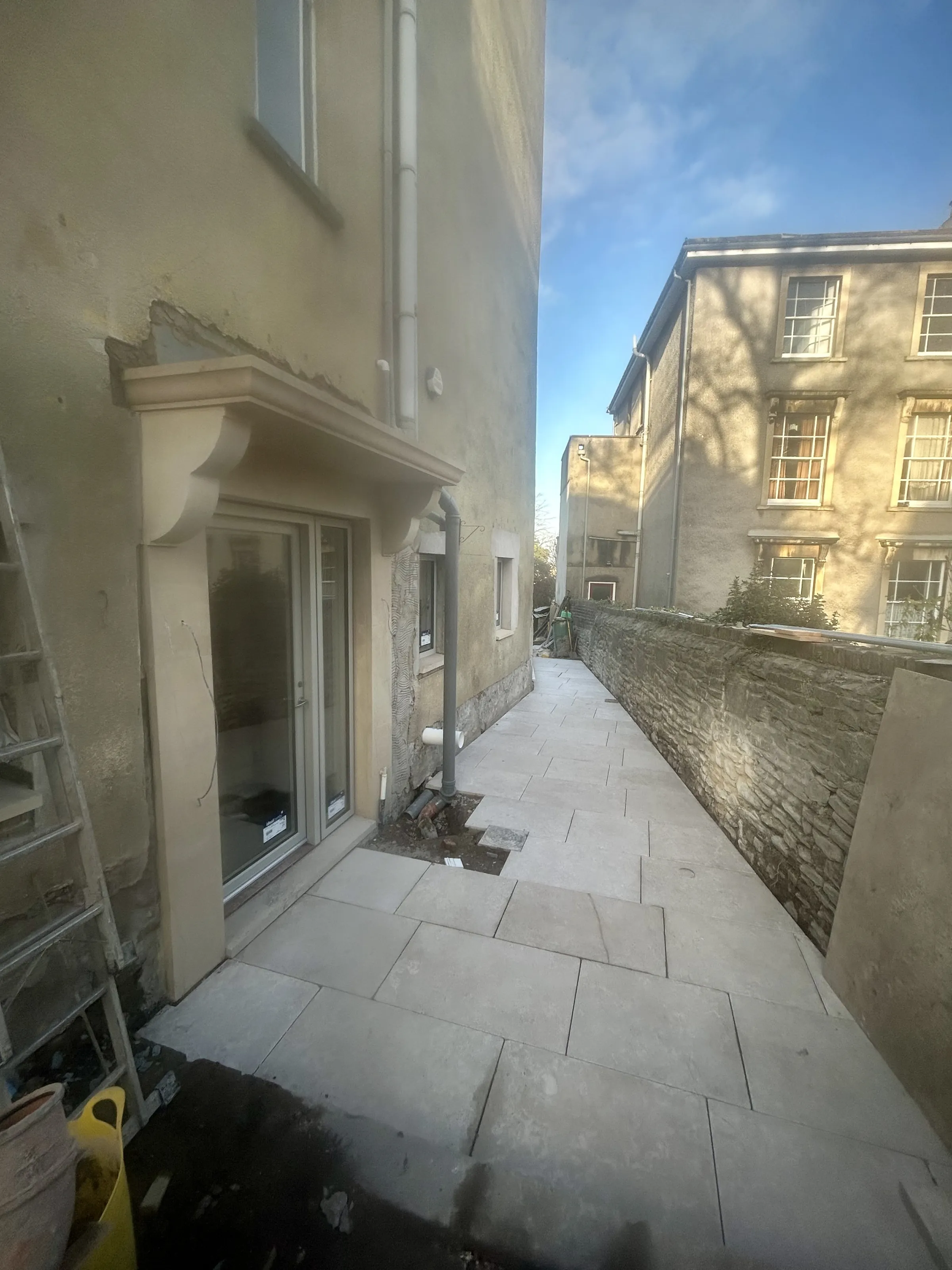 Cotham apartment